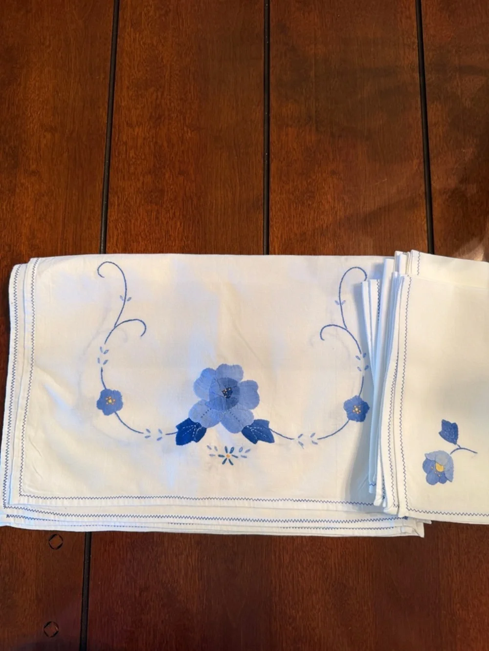 Three Blue Floral Embroidered Placemats and 4 Napkins - Home Dining